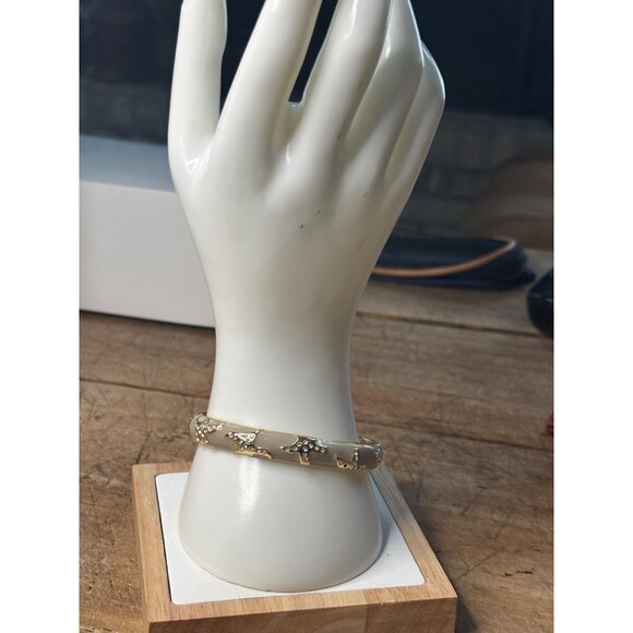 Joan Boyce signed Vintage  Gold-Tone & Cream Enamel Hinged Bangle With Rhineston - Picture 12 of 13